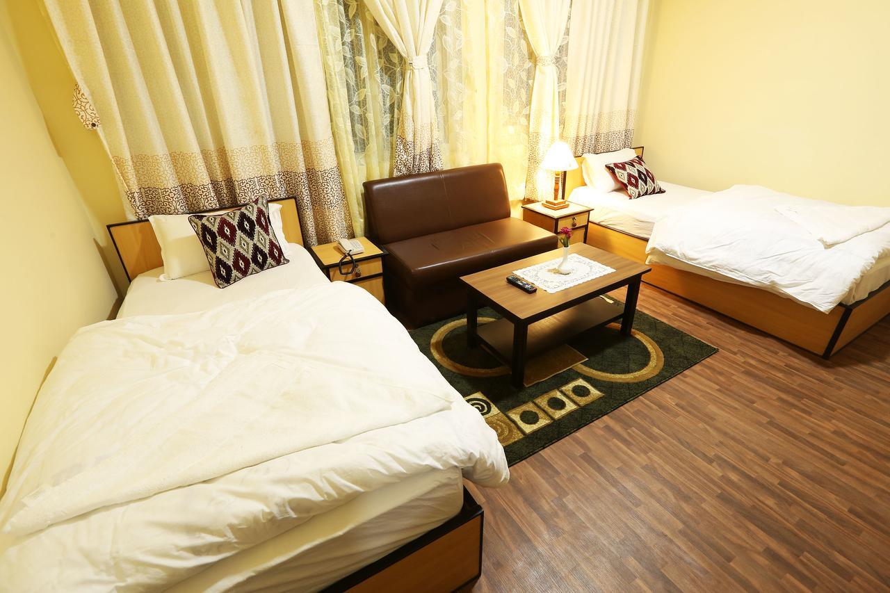 Aarya Chaitya Inn Kathmandu Esterno foto