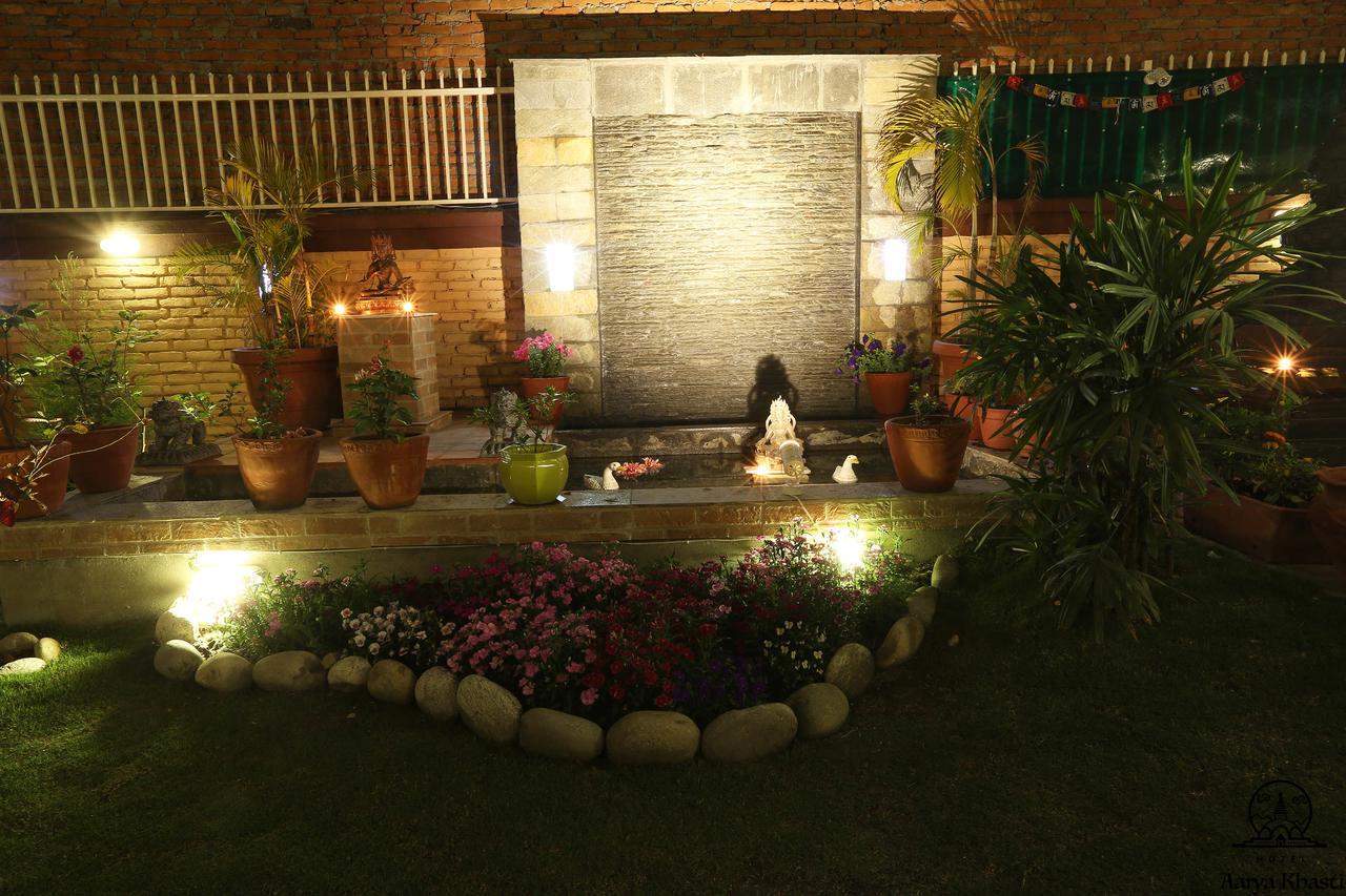 Aarya Chaitya Inn Kathmandu Esterno foto