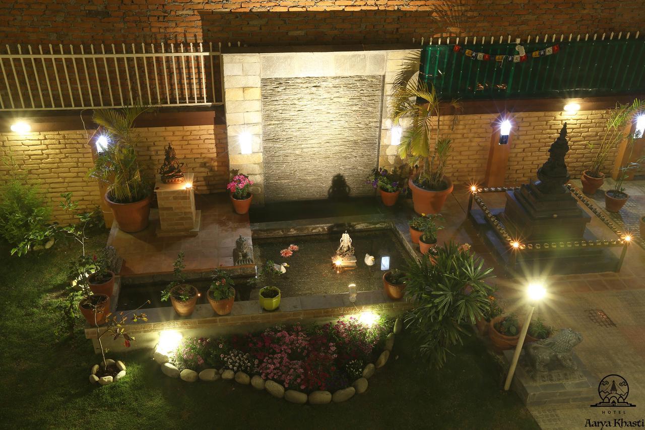 Aarya Chaitya Inn Kathmandu Esterno foto