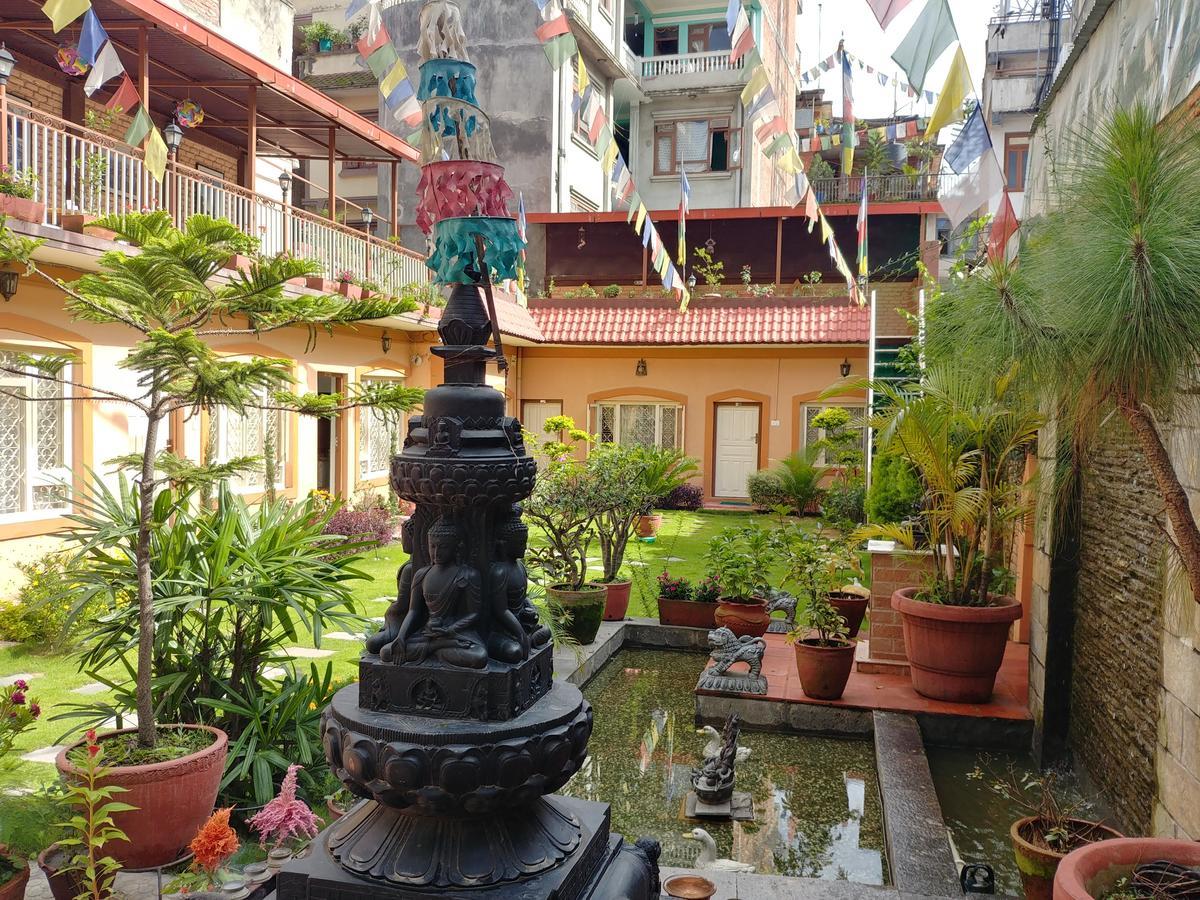 Aarya Chaitya Inn Kathmandu Esterno foto